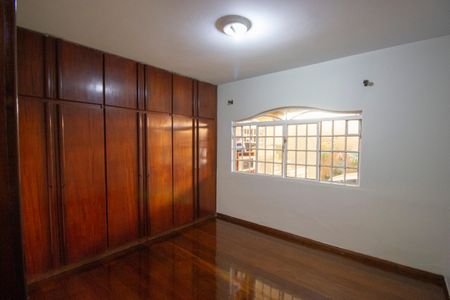 Casa para alugar com 144m², 3 quartos e 1 vagaQuarto 1