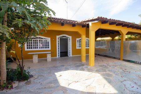 Casa para alugar com 144m², 3 quartos e 1 vagaÁrea comum