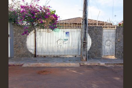 Casa para alugar com 144m², 3 quartos e 1 vagaFachada