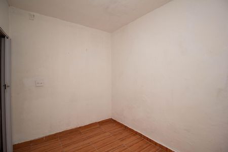 Suíte de casa para alugar com 3 quartos, 100m² em Vila Serralheiro, São Paulo