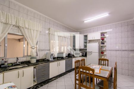 Casa à venda com 287m², 3 quartos e 3 vagas