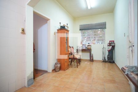 Casa à venda com 254m², 3 quartos e 3 vagas