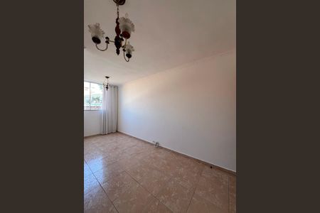 Sala de apartamento para alugar com 2 quartos, 65m² em Jardim Maria Estela, São Paulo