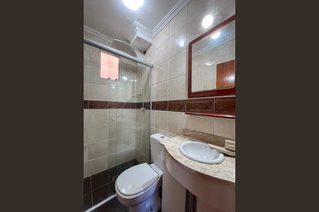 Apartamento para alugar com 65m², 2 quartos e 1 vaga Apartamento para alugar com 65m², 2 quartos e 1 vagaBanheiro social