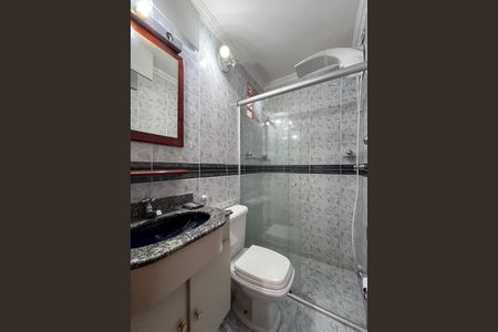 Apartamento para alugar com 65m², 2 quartos e 1 vaga Apartamento para alugar com 65m², 2 quartos e 1 vagaBanheiro da Suíte