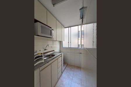 Apartamento para alugar com 65m², 2 quartos e 1 vaga Apartamento para alugar com 65m², 2 quartos e 1 vagaCozinha