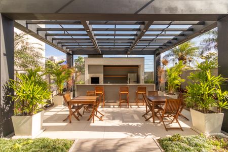 Apartamento à venda com 60m², 2 quartos e 1 vaga Apartamento à venda com 60m², 2 quartos e 1 vagaÁrea comum - Churrasqueira