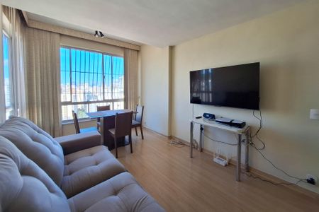 Apartamento para alugar com 90m², 2 quartos e 1 vagaSala