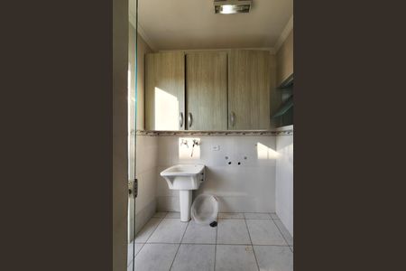 Casa de condomínio à venda com 170m², 3 quartos e 4 vagasÁrea de Serviço