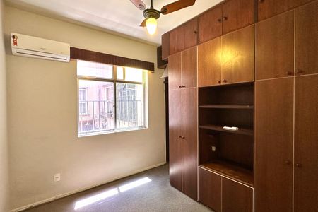 Apartamento para alugar com 87m², 3 quartos e 1 vaga Apartamento para alugar com 87m², 3 quartos e 1 vagaQuarto 1