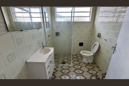 Casa para alugar com 150m², 3 quartos e 3 vagasBanheiro social