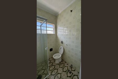 Casa para alugar com 150m², 3 quartos e 3 vagasBanheiro social