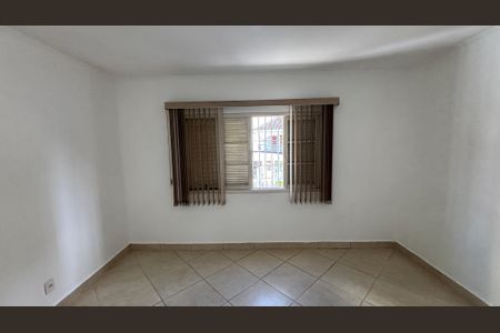 Casa para alugar com 150m², 3 quartos e 3 vagasSuite