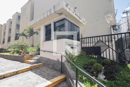 Apartamento para alugar com 70m², 2 quartos e 1 vaga Apartamento para alugar com 70m², 2 quartos e 1 vagaFachada e portaria