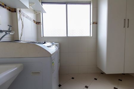 Apartamento para alugar com 70m², 2 quartos e 1 vaga Apartamento para alugar com 70m², 2 quartos e 1 vagaÁrea de Serviço