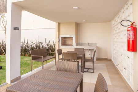 Apartamento para alugar com 38m², 2 quartos e sem vagaÁrea comum - Churrasqueira
