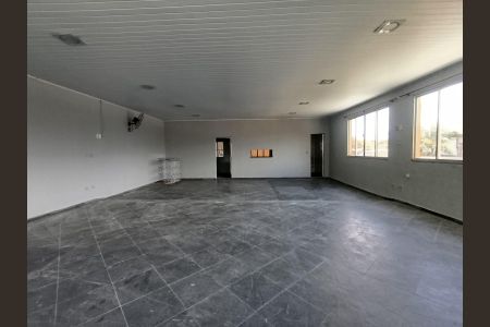 Casa para alugar com 300m², 2 quartos e 2 vagasTerraço