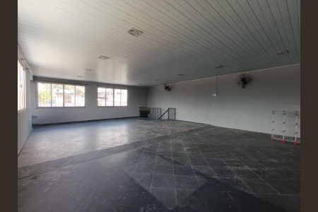 Casa para alugar com 300m², 2 quartos e 2 vagasTerraço