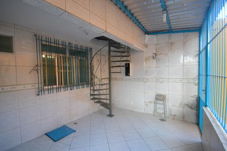 Casa para alugar com 300m², 2 quartos e 2 vagasÁrea de Serviço