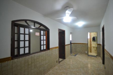 Casa para alugar com 300m², 2 quartos e 2 vagasCopa