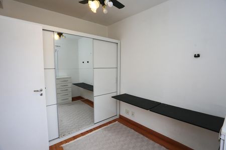 Apartamento para alugar com 96m², 3 quartos e 2 vagas Apartamento para alugar com 96m², 3 quartos e 2 vagasQuarto 2