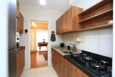 Apartamento para alugar com 96m², 3 quartos e 2 vagas Apartamento para alugar com 96m², 3 quartos e 2 vagasCozinha