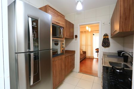 Apartamento para alugar com 96m², 3 quartos e 2 vagas Apartamento para alugar com 96m², 3 quartos e 2 vagasCozinha