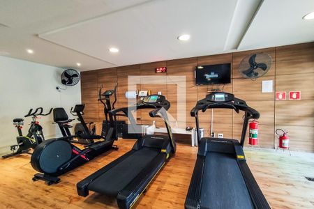 Apartamento para alugar com 96m², 3 quartos e 2 vagas Apartamento para alugar com 96m², 3 quartos e 2 vagasÁrea comum - Academia