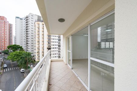 Apartamento à venda com 128m², 3 quartos e 2 vagasVaranda