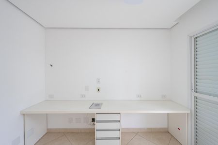 Apartamento à venda com 128m², 3 quartos e 2 vagasEscritório