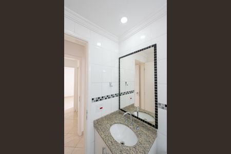 Apartamento à venda com 128m², 3 quartos e 2 vagasBanheiro Social