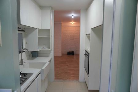 Apartamento à venda com 96m², 3 quartos e 2 vagas Apartamento à venda com 96m², 3 quartos e 2 vagasCozinha