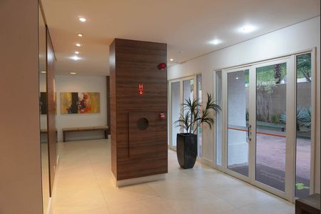 Apartamento à venda com 96m², 3 quartos e 2 vagas Apartamento à venda com 96m², 3 quartos e 2 vagasHall