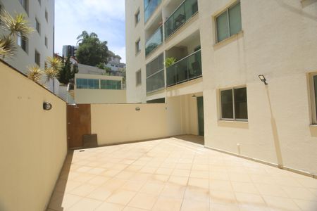 Apartamento para alugar com 175m², 3 quartos e 2 vagasVaranda Cozinha