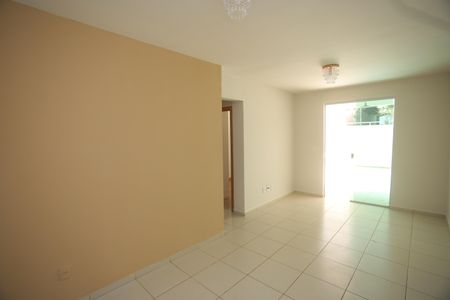 Apartamento para alugar com 175m², 3 quartos e 2 vagasSala