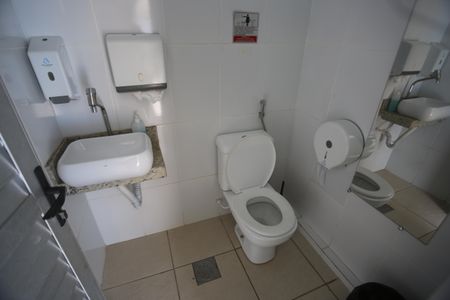 Apartamento para alugar com 175m², 3 quartos e 2 vagasBanheiro de Serviço