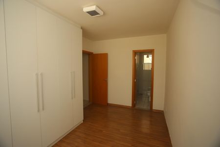 Apartamento para alugar com 175m², 3 quartos e 2 vagasSuíte