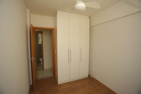 Apartamento para alugar com 175m², 3 quartos e 2 vagasQuarto 2