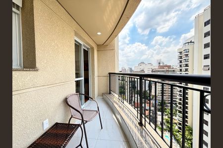 Varanda de apartamento à venda com 2 quartos, 57m² em Vila Nova Conceição, São Paulo