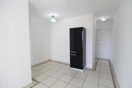 Apartamento à venda com 50m², 2 quartos e 1 vaga Apartamento à venda com 50m², 2 quartos e 1 vagaSala