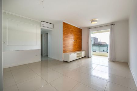 Sala de apartamento para alugar com 3 quartos, 84m² em Sumaré, São Paulo