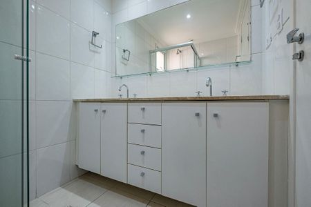 Apartamento para alugar com 84m², 3 quartos e 2 vagasSuíte Banheiro