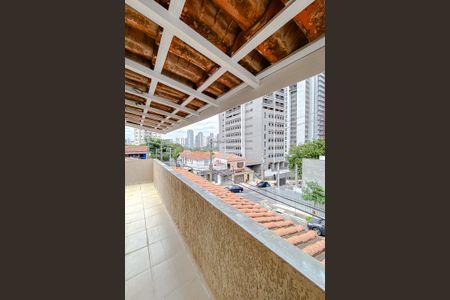 Casa à venda com 230m², 2 quartos e 2 vagasVaranda