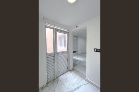 Casa à venda com 230m², 2 quartos e 2 vagasÁrea de Serviço