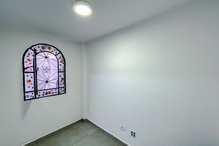 Casa à venda com 230m², 2 quartos e 2 vagasSala 2