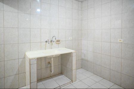 Sala/Cozinha de casa para alugar com 1 quarto, 35m² em Vila Brasílio Machado, São Paulo