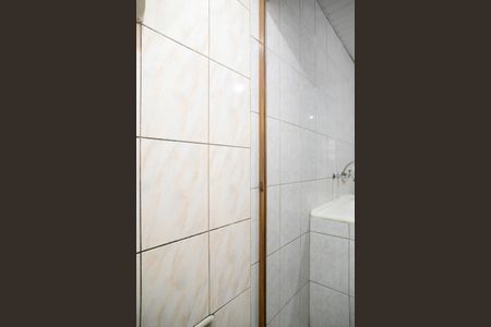 Casa para alugar com 35m², 1 quarto e sem vaga Casa para alugar com 35m², 1 quarto e sem vagaBanheiro