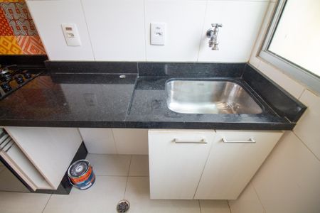 Apartamento para alugar com 45m², 2 quartos e 1 vagaÁrea de Serviço