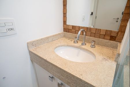 Studio à venda com 46m², 1 quarto e 1 vaga Studio à venda com 46m², 1 quarto e 1 vagaBanheiro