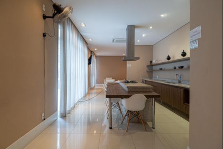 Studio à venda com 46m², 1 quarto e 1 vaga Studio à venda com 46m², 1 quarto e 1 vagaÁrea comum - Salão Gourmet